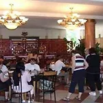 Oriental 3*