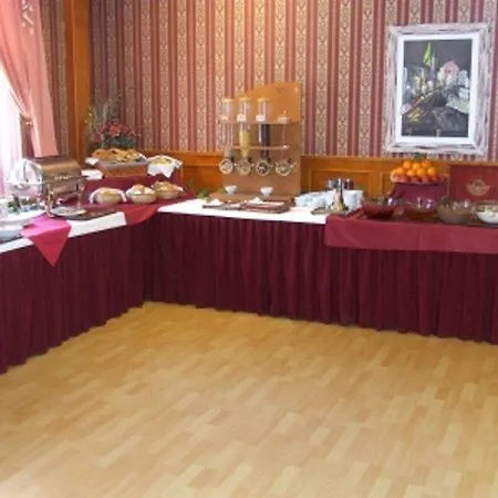 호텔 Oriental 3*